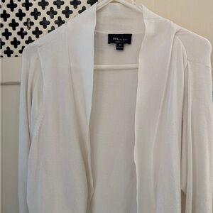 RN Studio Sweater to wear over a dress or top. Smoke & pet free home. Easy care!